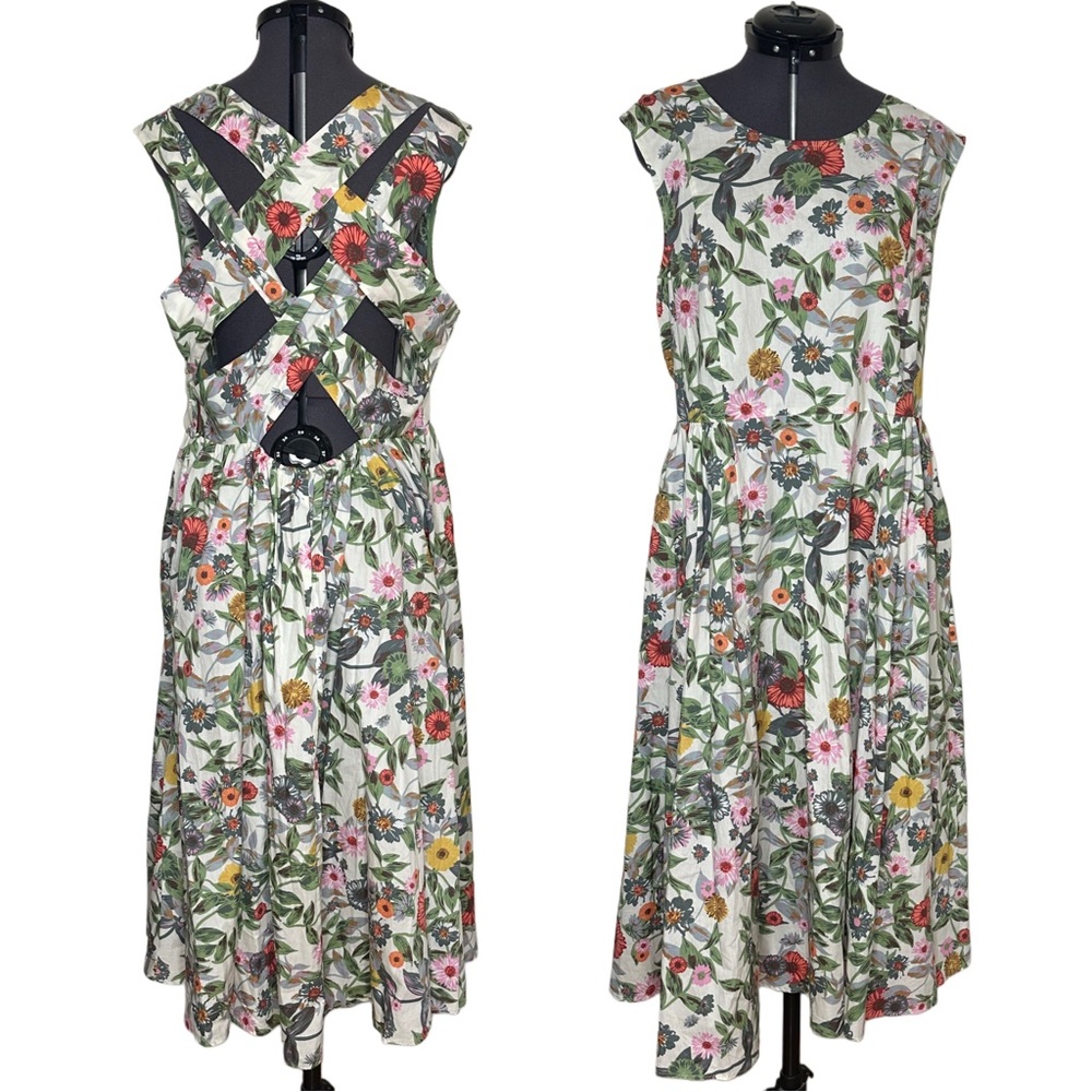 Neiman Marcus Backless Floral Dress - Multicolor